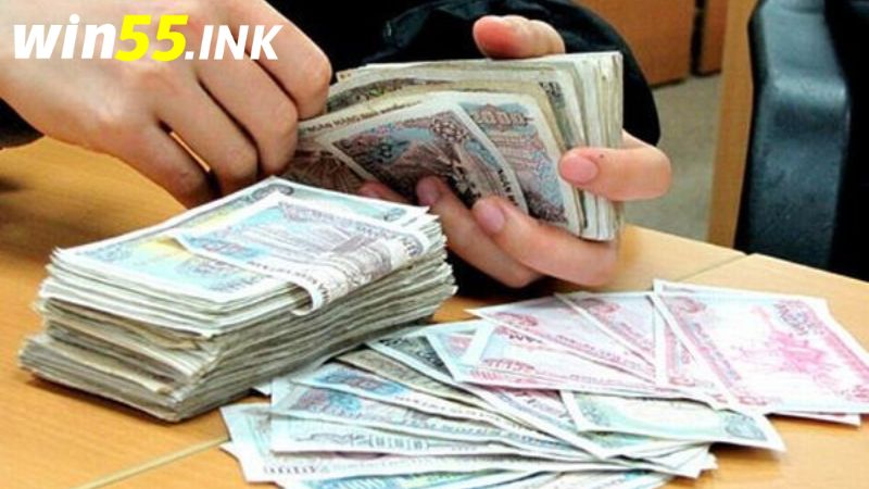 Mơ thấy người lạ cho tiền mang nhiều ý nghĩa khác nhau